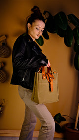 LARVON